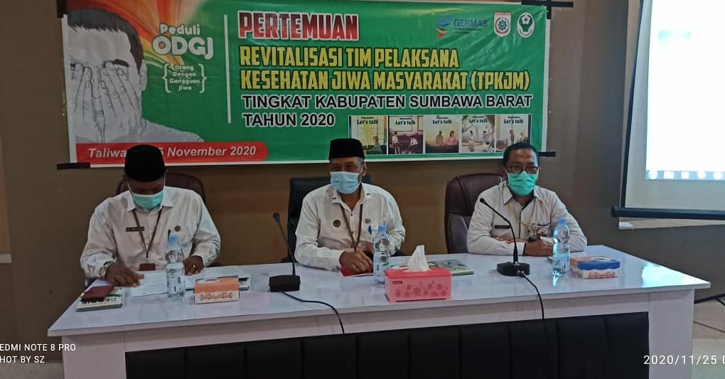 TINGKATKAN LAYANAN KESEHATAN JIWA MASYRAKAT, RSJ MUTIARA SUKMA TERBANGKAN PEMBICARA KE KAB. SUMBAWA BARAT